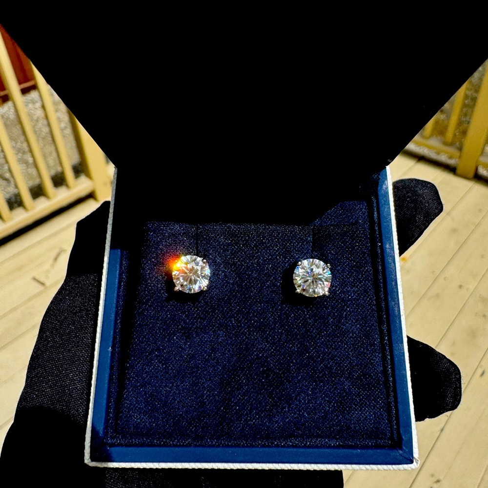Moissanite 10H10A Screw Back Earrings 2CT 18K White Gold Plated Sterling Silver